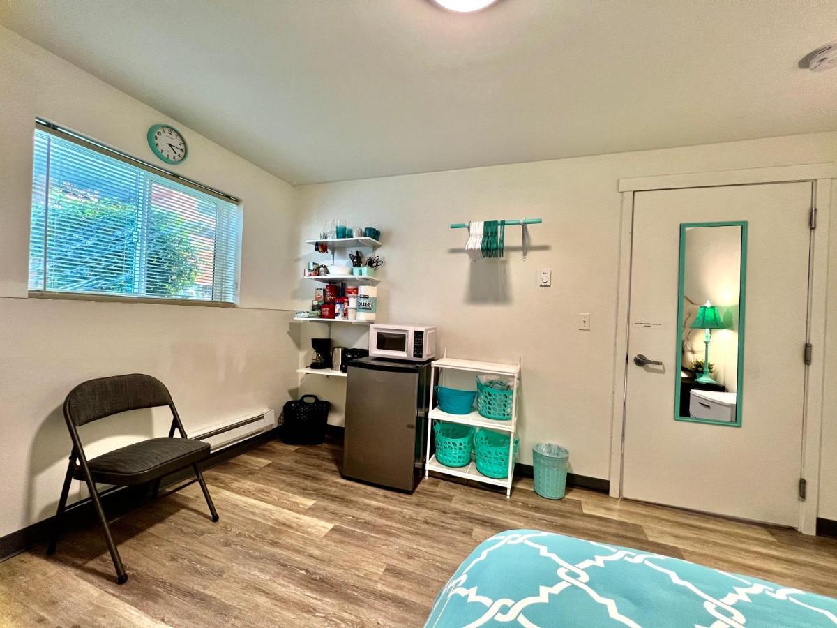 Studio Apartment With Shared Bathroom 10 Minutes Walk To University Of Wa Seattle Exterior foto